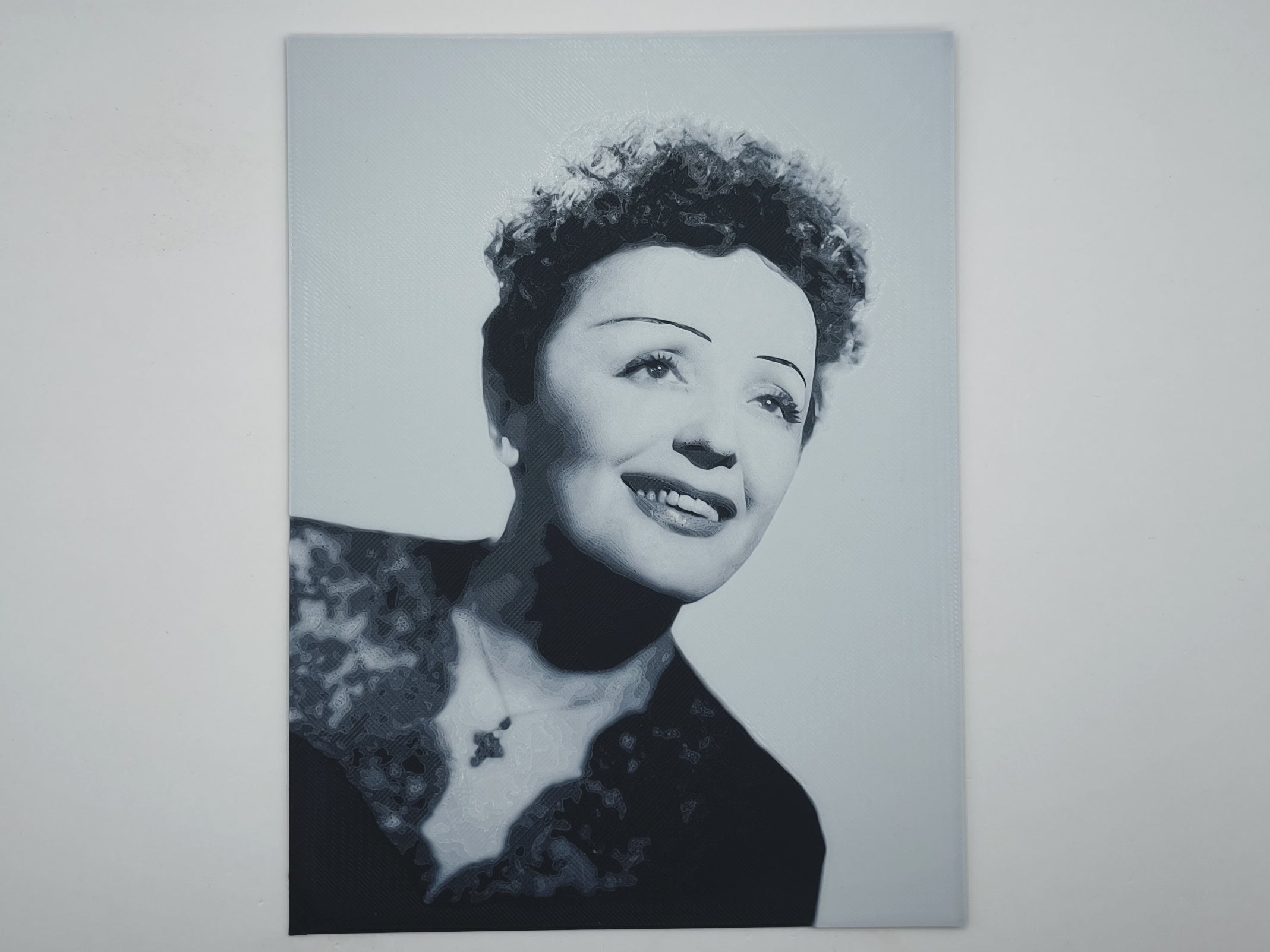 Affiche/poster Édith Piaf imprimée en 3d noir et blanc avec cadre