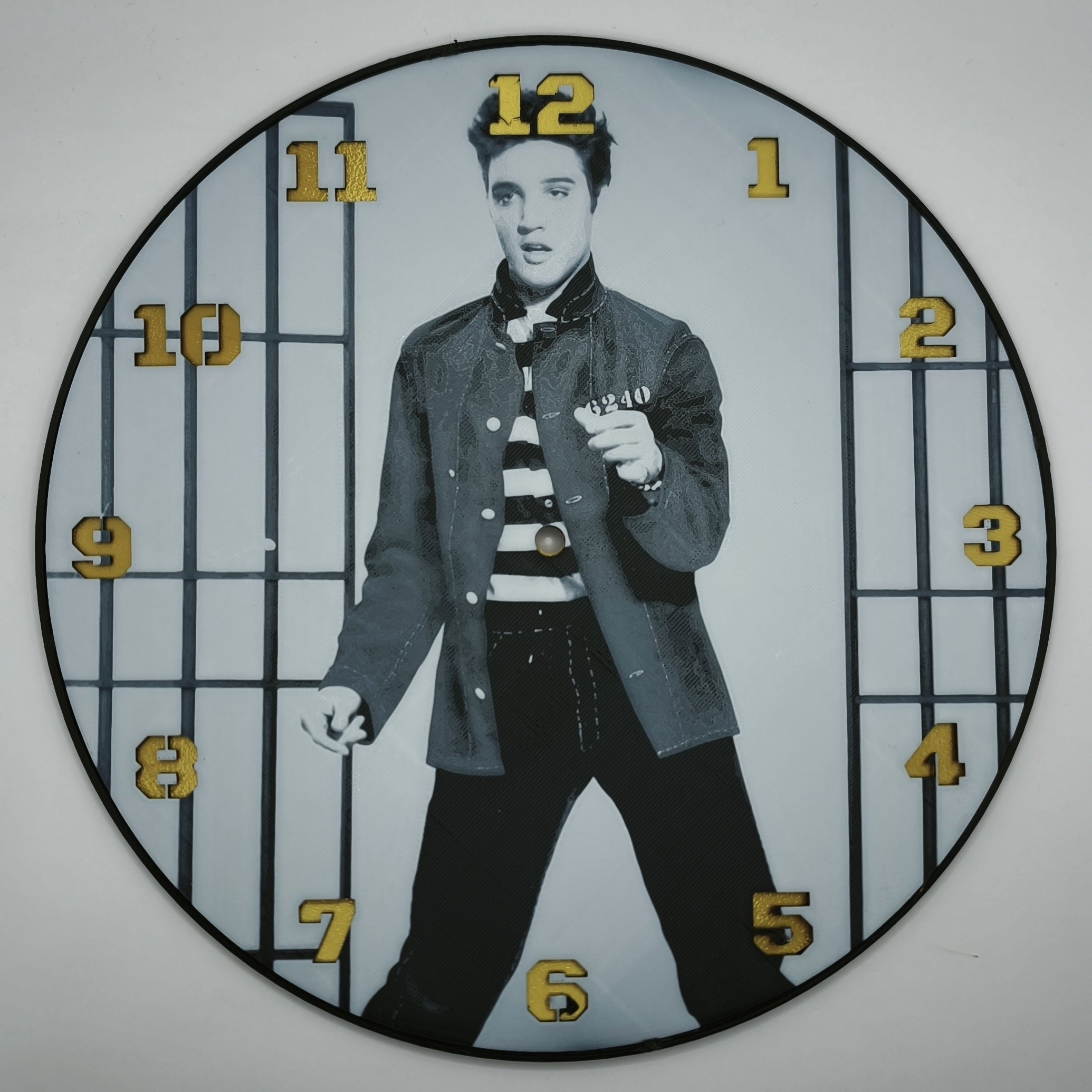 Horloge complète : Elvis Prestley (impression 3D) avec les nombres en couleur or
